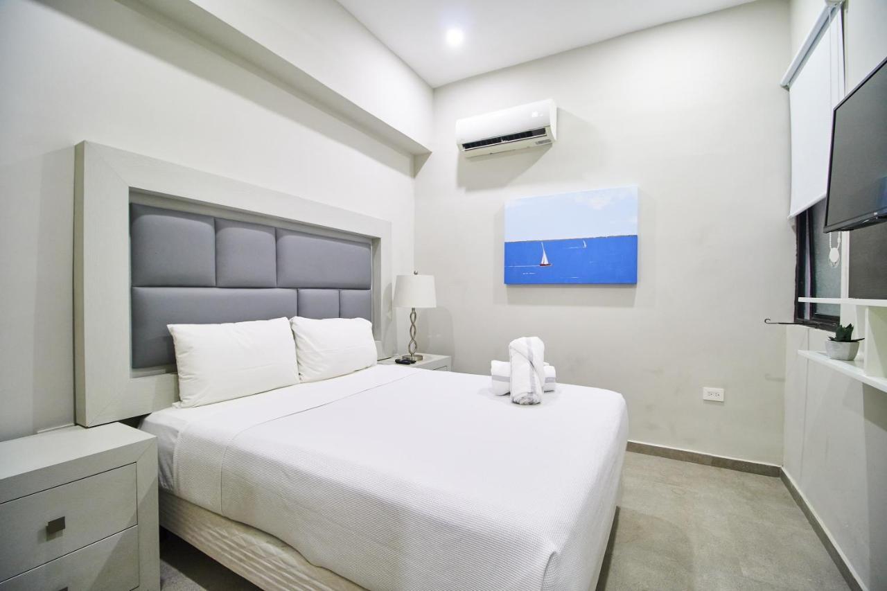 Torre 42 Playa Del Carmen By Lockey Aparthotel ภายนอก รูปภาพ