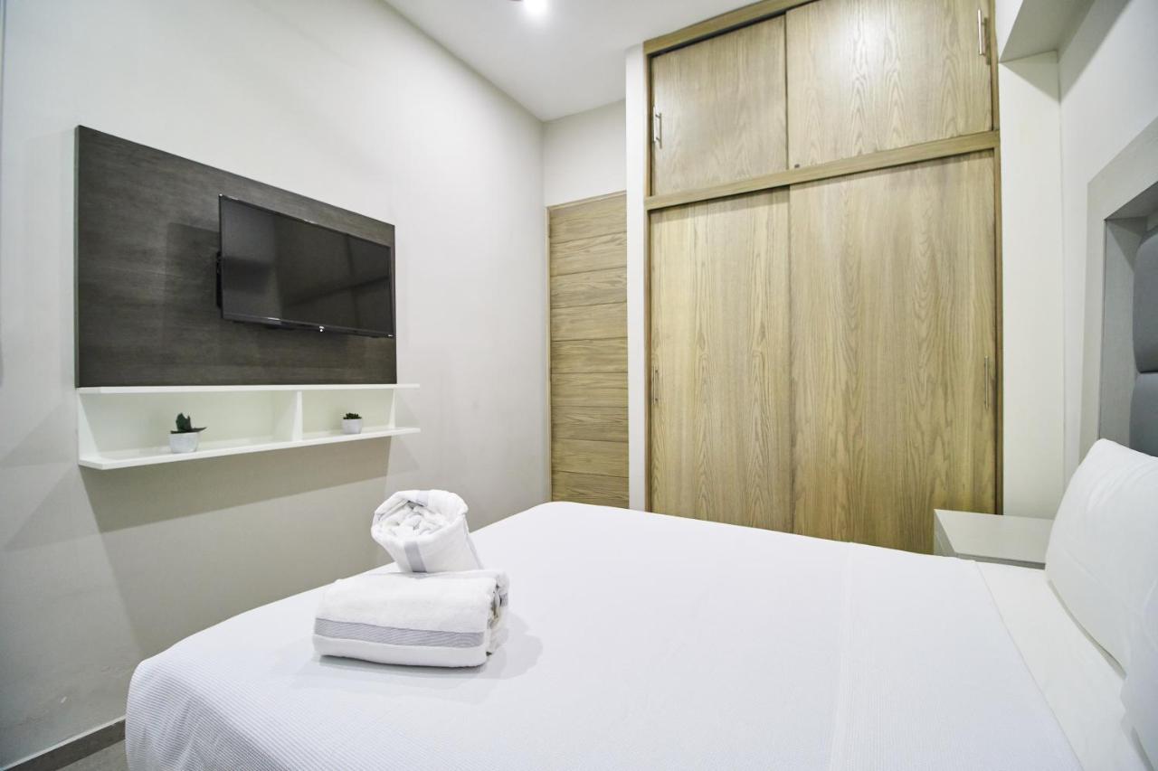 Torre 42 Playa Del Carmen By Lockey Aparthotel ภายนอก รูปภาพ