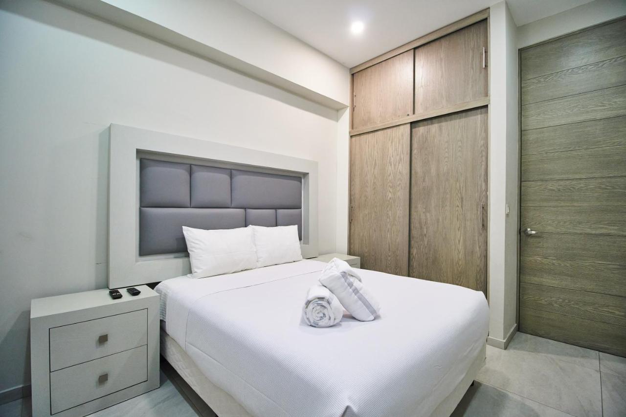 Torre 42 Playa Del Carmen By Lockey Aparthotel ภายนอก รูปภาพ